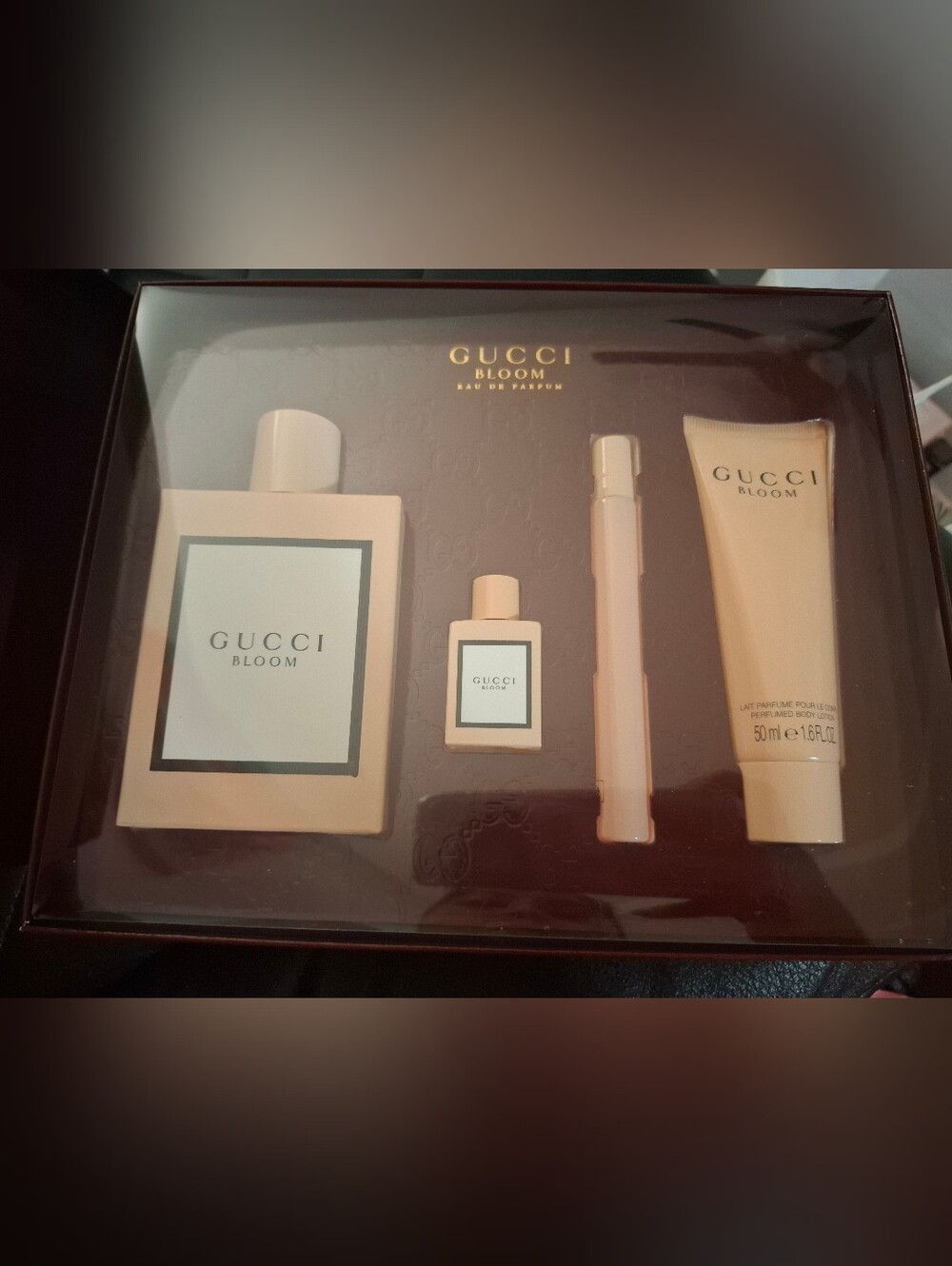 100ml Gucci Bloom Gift Set - Blush Pink with Gold Accents - Picture 1 of 5